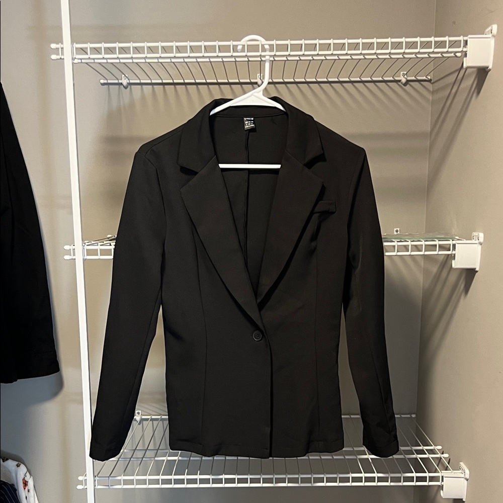 NWOT - SHEIN Classic Black Blazer - Size 4